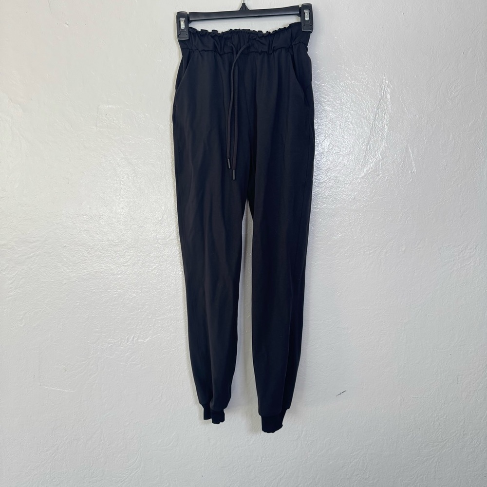 Lululemon Keep Moving Jogger - Picture 5 of 15